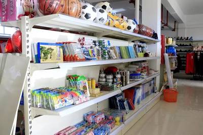 爱心超市 以日用百货为纽带，共筑和谐团场新篇章